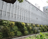 港区 赤羽橋 交差点 水素ステーション 植物 壁面緑化 工事