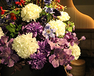 18 上野 クラブ 店内装飾 造花アレンジメント 納品