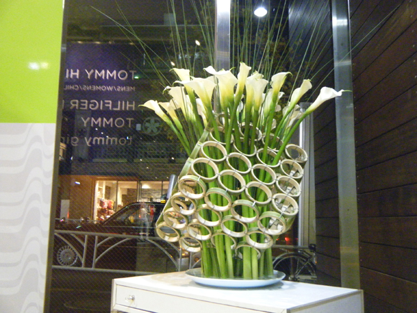 アパレルメーカー 生花装飾