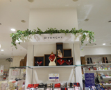 大阪 なんば 商業施設 造花装飾