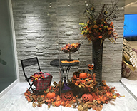大阪市中央区 オフィス エントランス ハロウイン 秋 装飾 納品