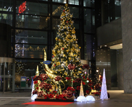 新宿 新宿マインズタワー クリスマス装飾