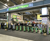 港区 ＪＲ東日本品川駅 門松 納品