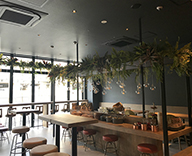 京都 レストラン THE BORING FOODS&ORDINARY COFFEE 造花グリーン装飾 納品