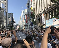 19 ゆかたで銀ぶら 銀座 看板 装飾 ゆかた 北海道 サクラ