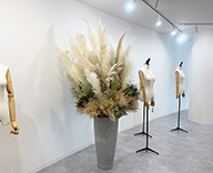 22 瀧定名古屋 渋谷 展示会 ドライ 素材 装飾 雰囲気 弊社 施工 客 好評 SEASONS 事例