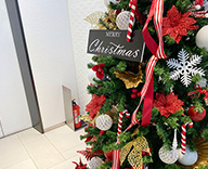 23 日本橋 エントランス クリスマスツリー オフィスビル デザイン デコレーション SEASONS 事例