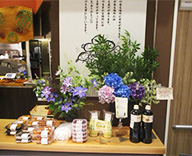 25 大阪市 店舗内 季節のお花 紫陽花 アートフラワー SEASONS 事例