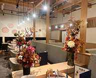 25 調布 店内 造花装飾 季節アレンジ 造花アレンジ hitotoki 事例